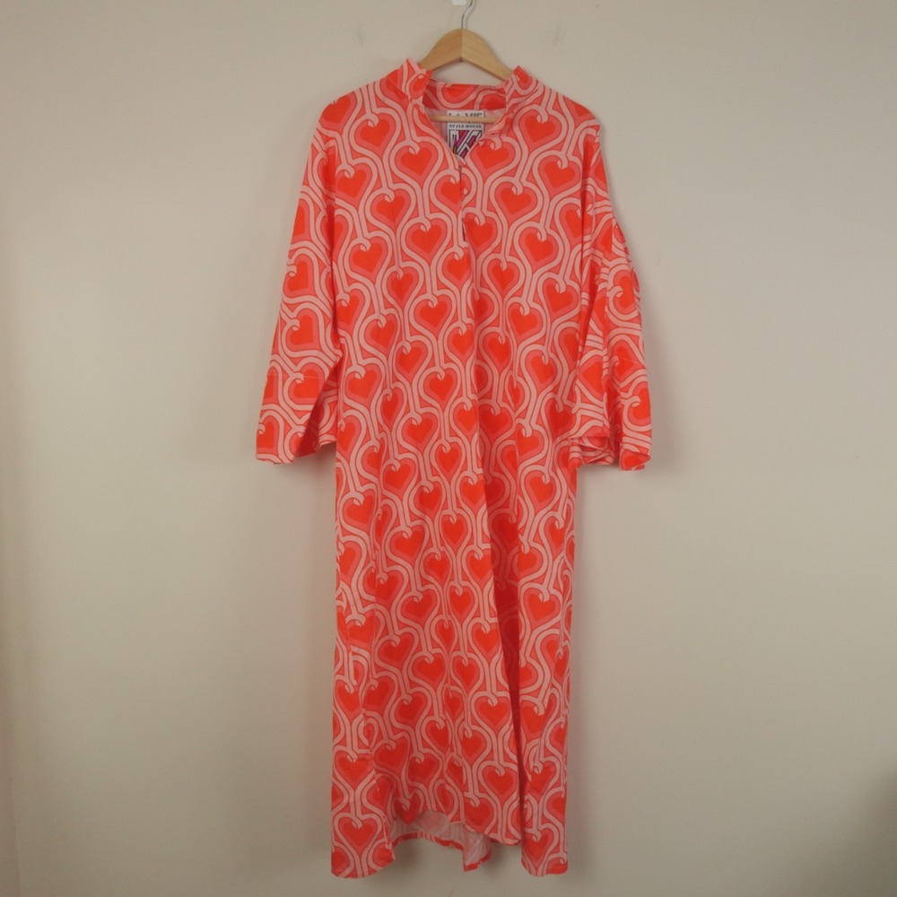 New NWT La Vie Style House Caftan Maxi Infinite Hearts - Picture 3 of 14